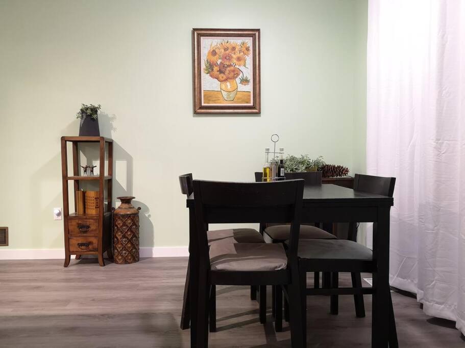 Countryroad Cozy 2Bedrooms Suite2 Нанаймо Экстерьер фото